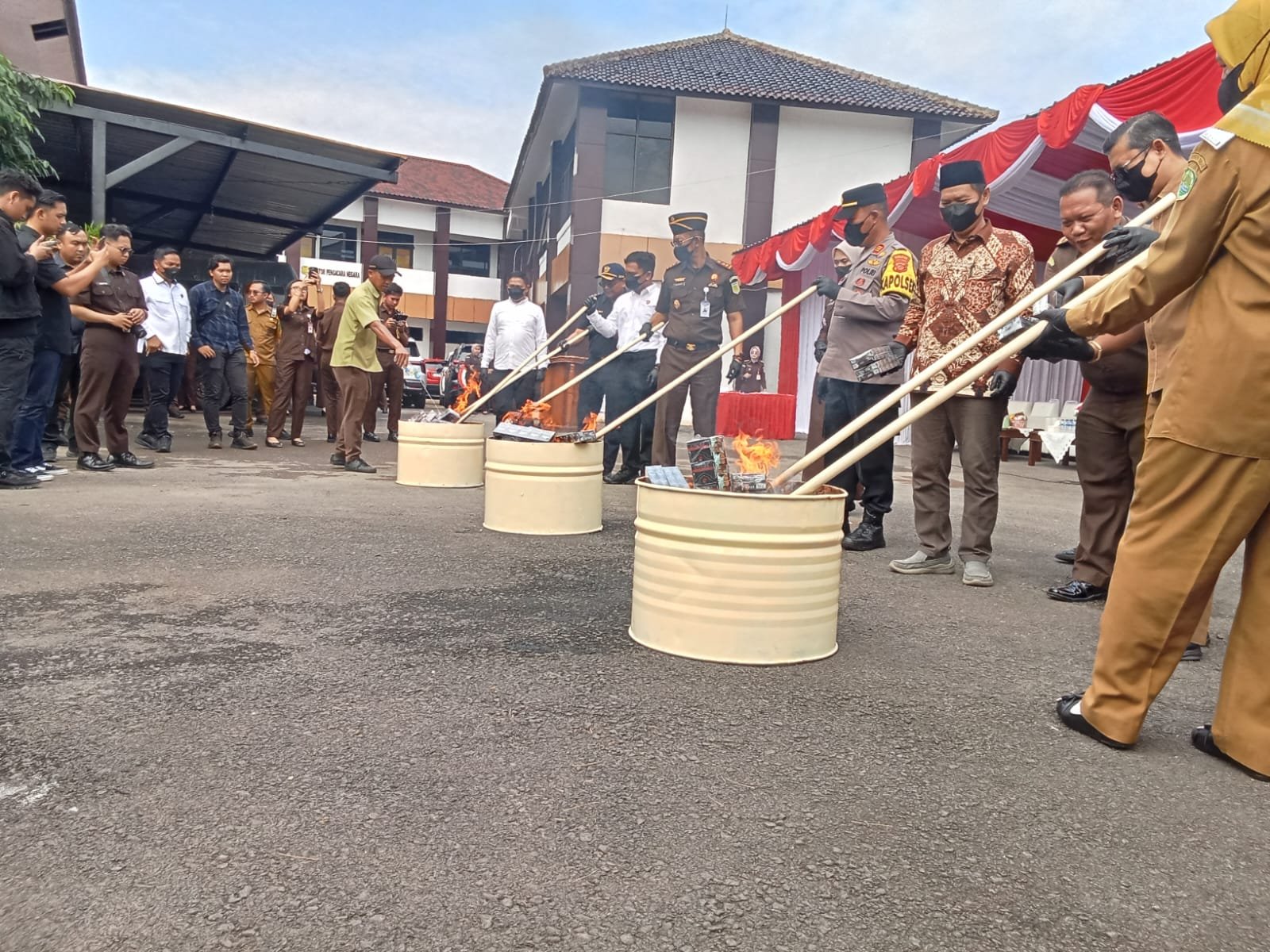 Pemerintah Daerah Apresiasi Langkah Kejari Subang Musnahkan Barang Bukti